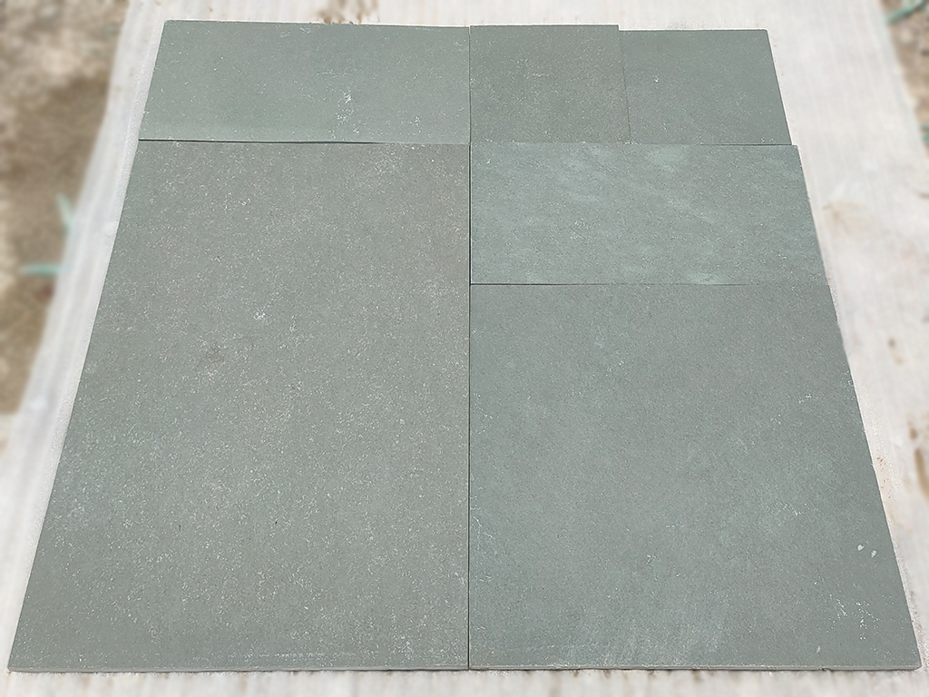 1.-Kota-blue-natural-machine-cut-edges