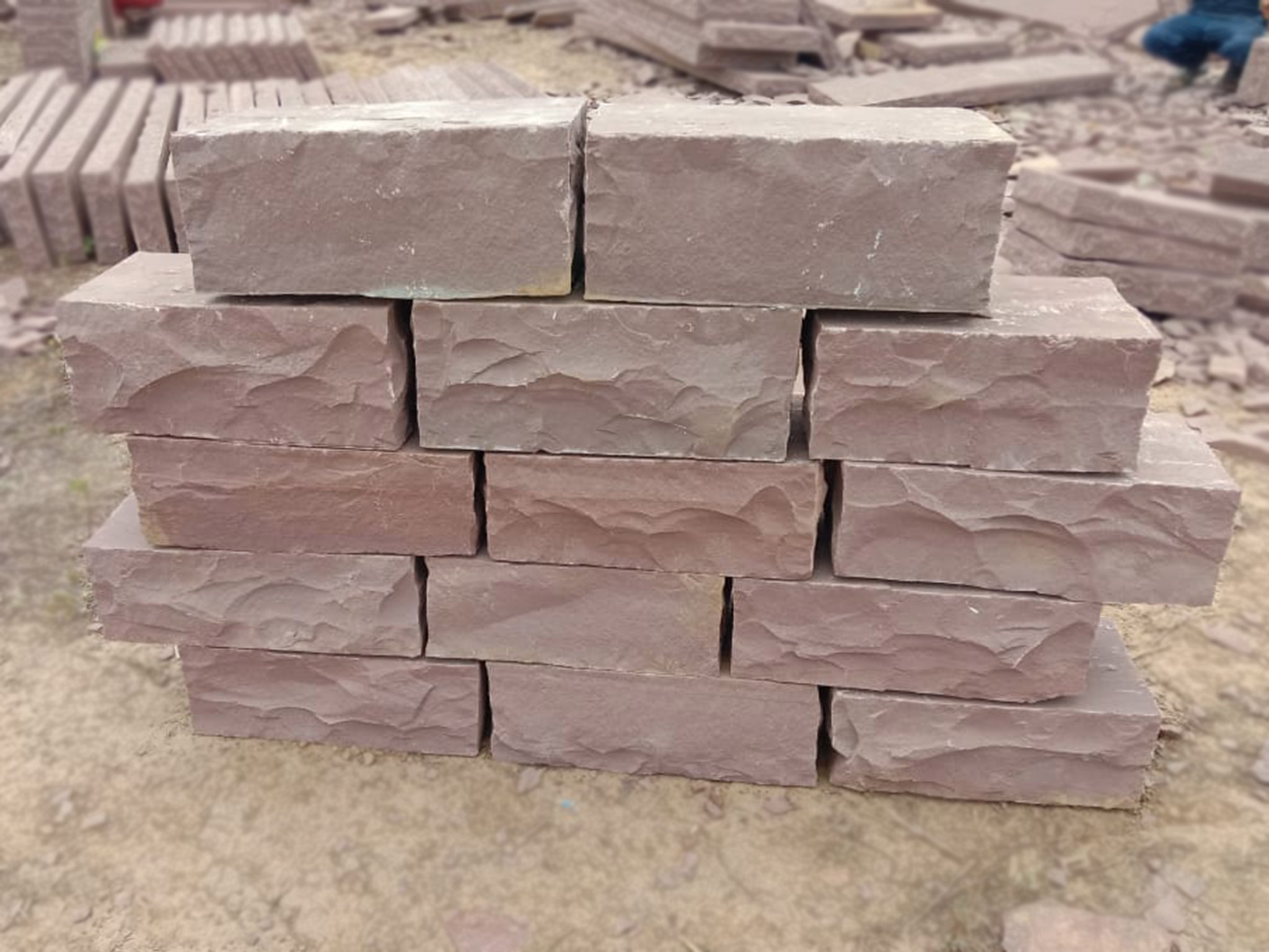 12.-Mandana-wall-stone-natural-both-side-hand-cut-edges