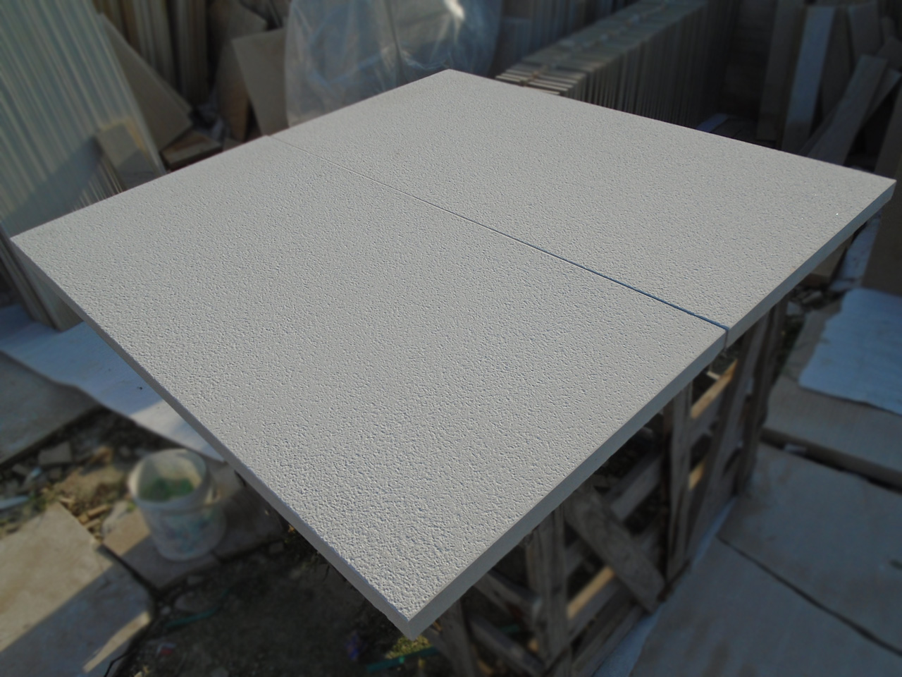 14.-White-mint-sandblasted-top-sawn-edges-tiles
