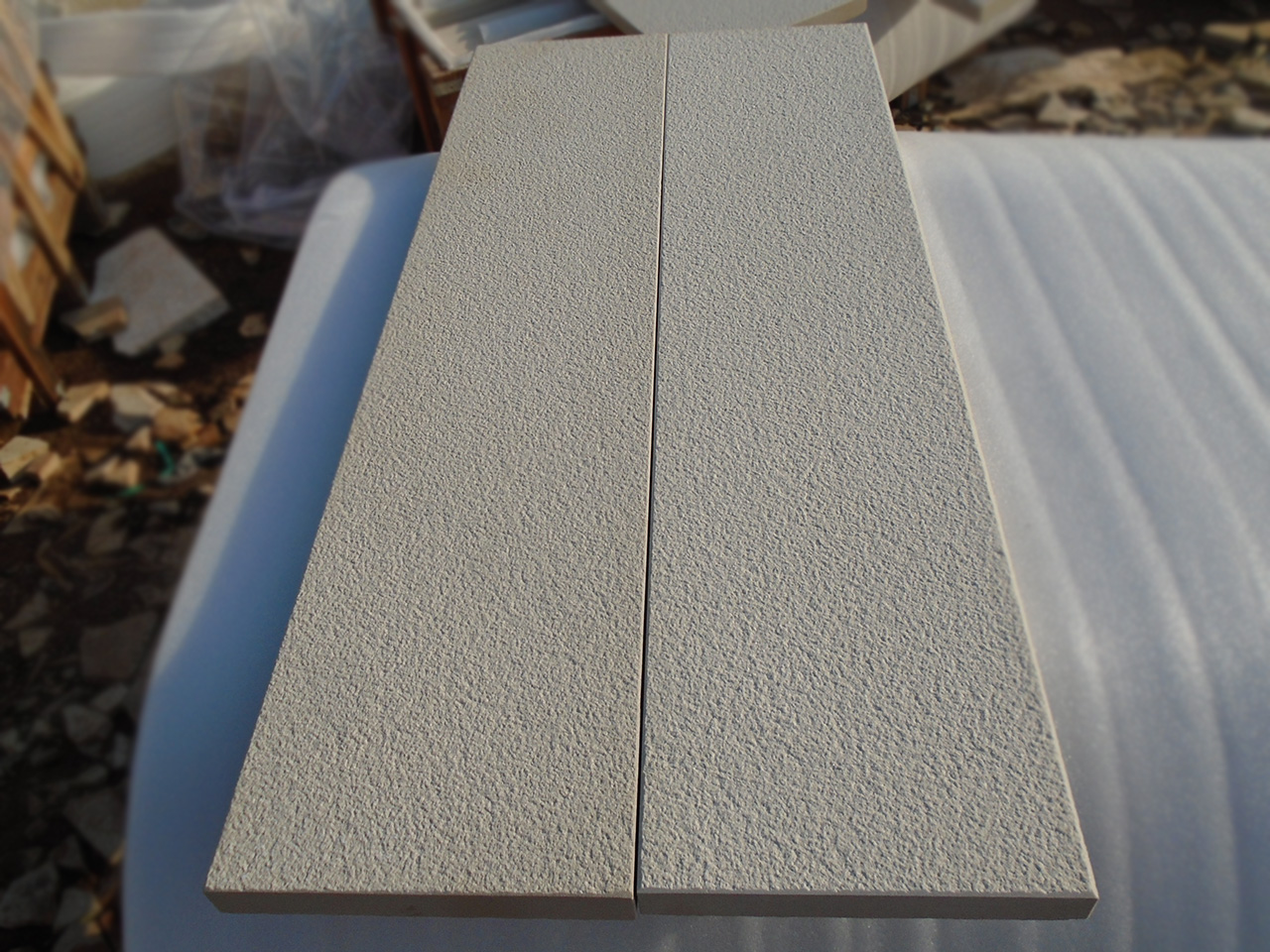 15.-White-mint-steps-top-surfaces-sandblasted-sawn-edges