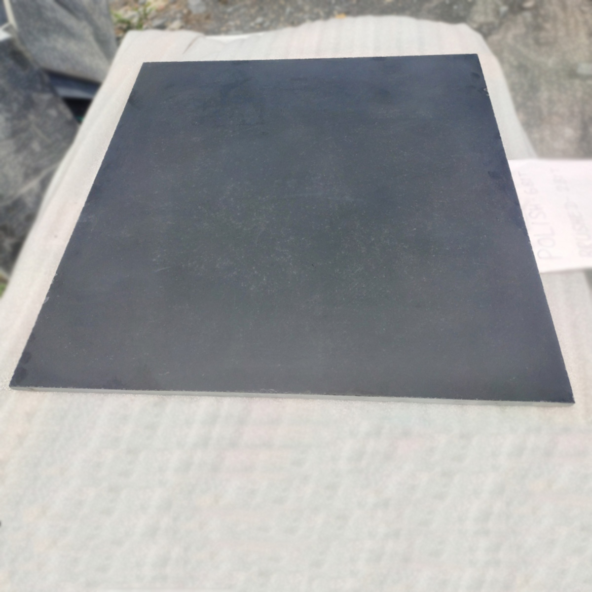 17.-Lime-black-tile-polished-brushed-top-calibrated-bottom-machine-cut-edges