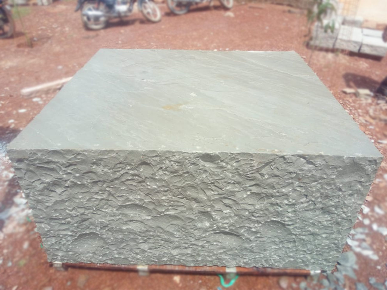 24.-Kandla-grey-block-steps-natural-both-side-hand-cut-edges