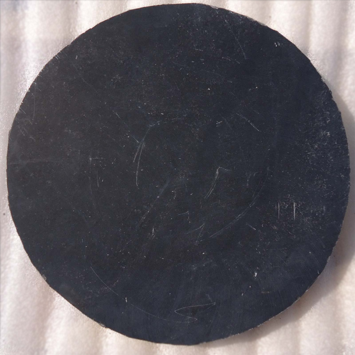 27.-Lime-Black-Stepping-Stone-Dai-30cms-X-3cms-Thick-Top-Surfaces-Honed-Bottom-Calibrated-Edges-Hand-Cut