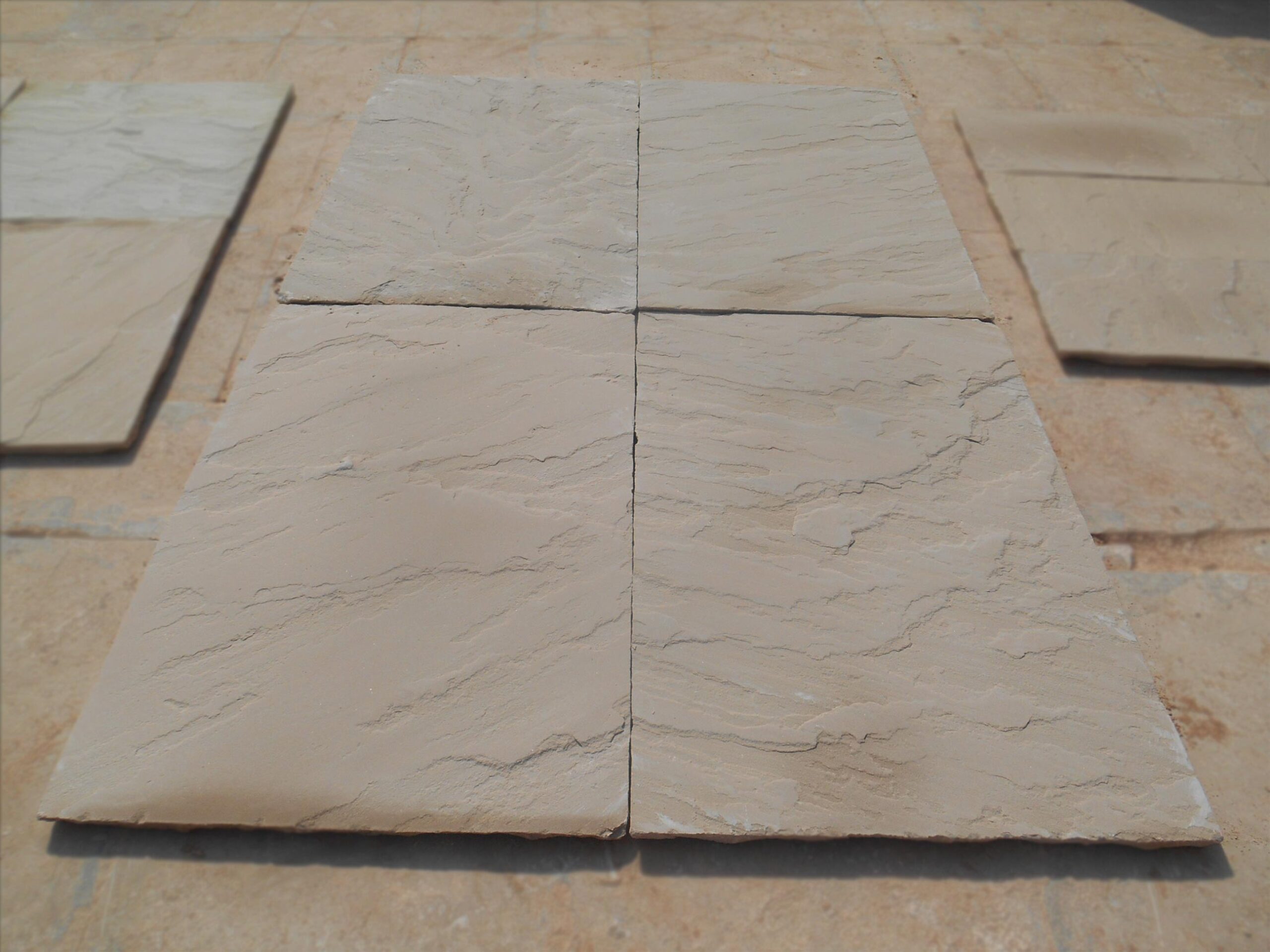 3.-Dholpur-beige-naturalbrushed-top-calibrated-bottom-hand-cut-edges