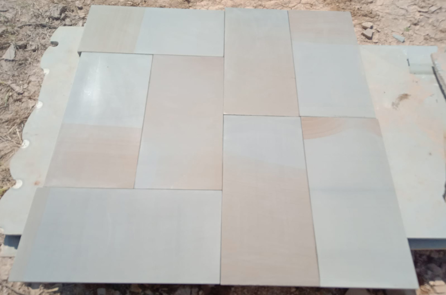 3.-Kandla-grey-two-tone-honed