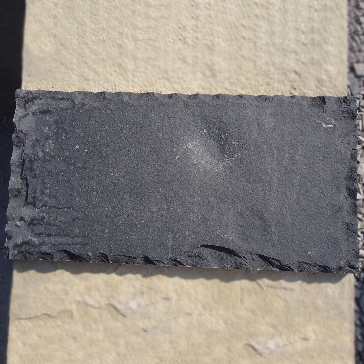 33.-Lime-Black-60x30x25mm-Natural-Mashroom-2