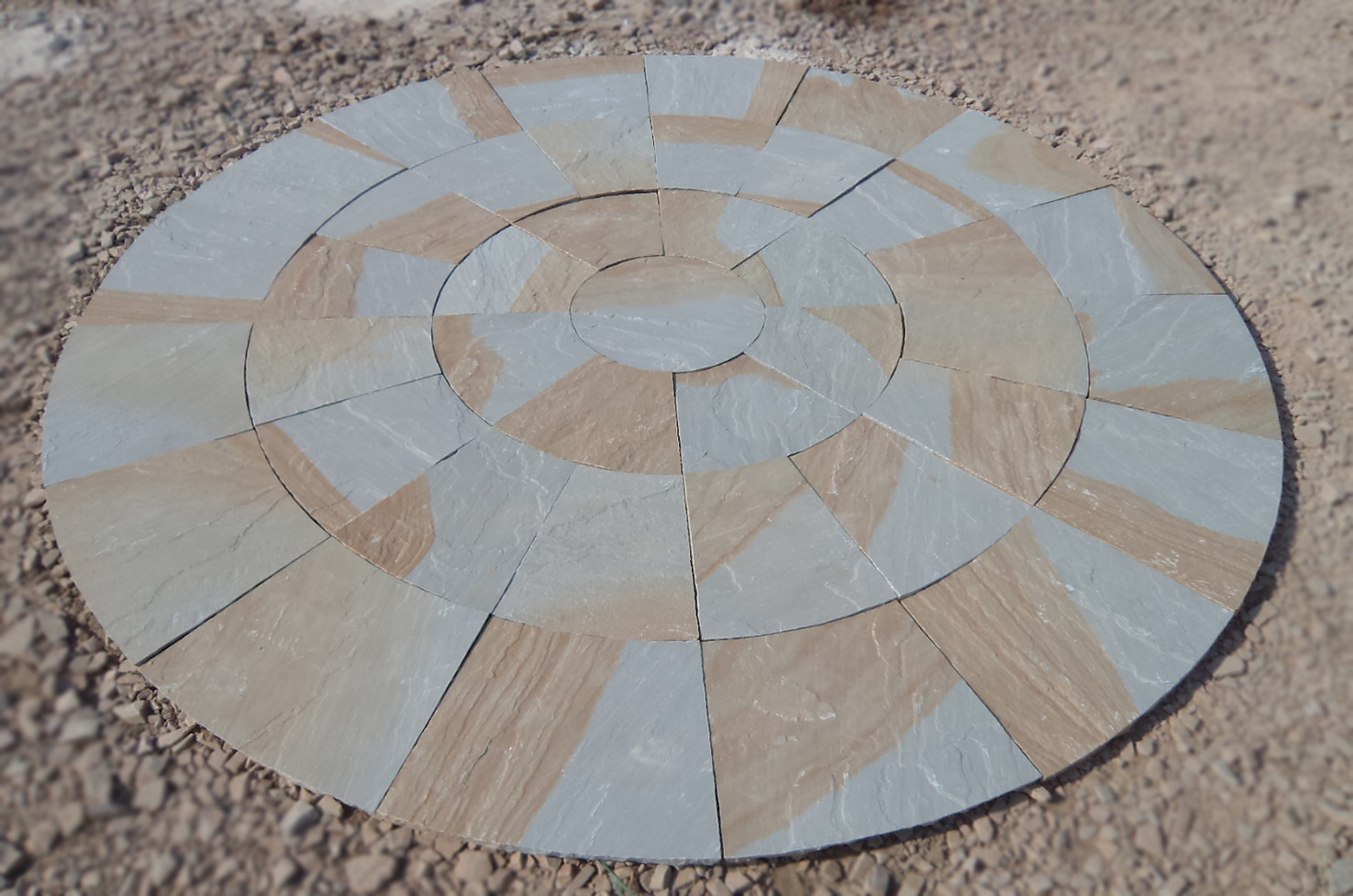 4.-Kandla-grey-two-tone-circle-natural