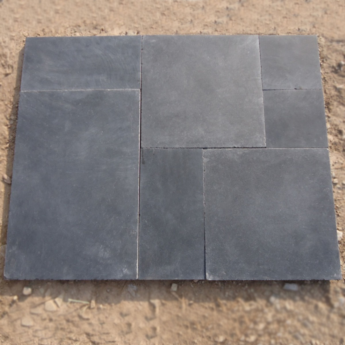 5.-Lime-Black-Honed-Top-Calibrated-Bottom-Edges-Hand-Cut-And-Light-Tumbled