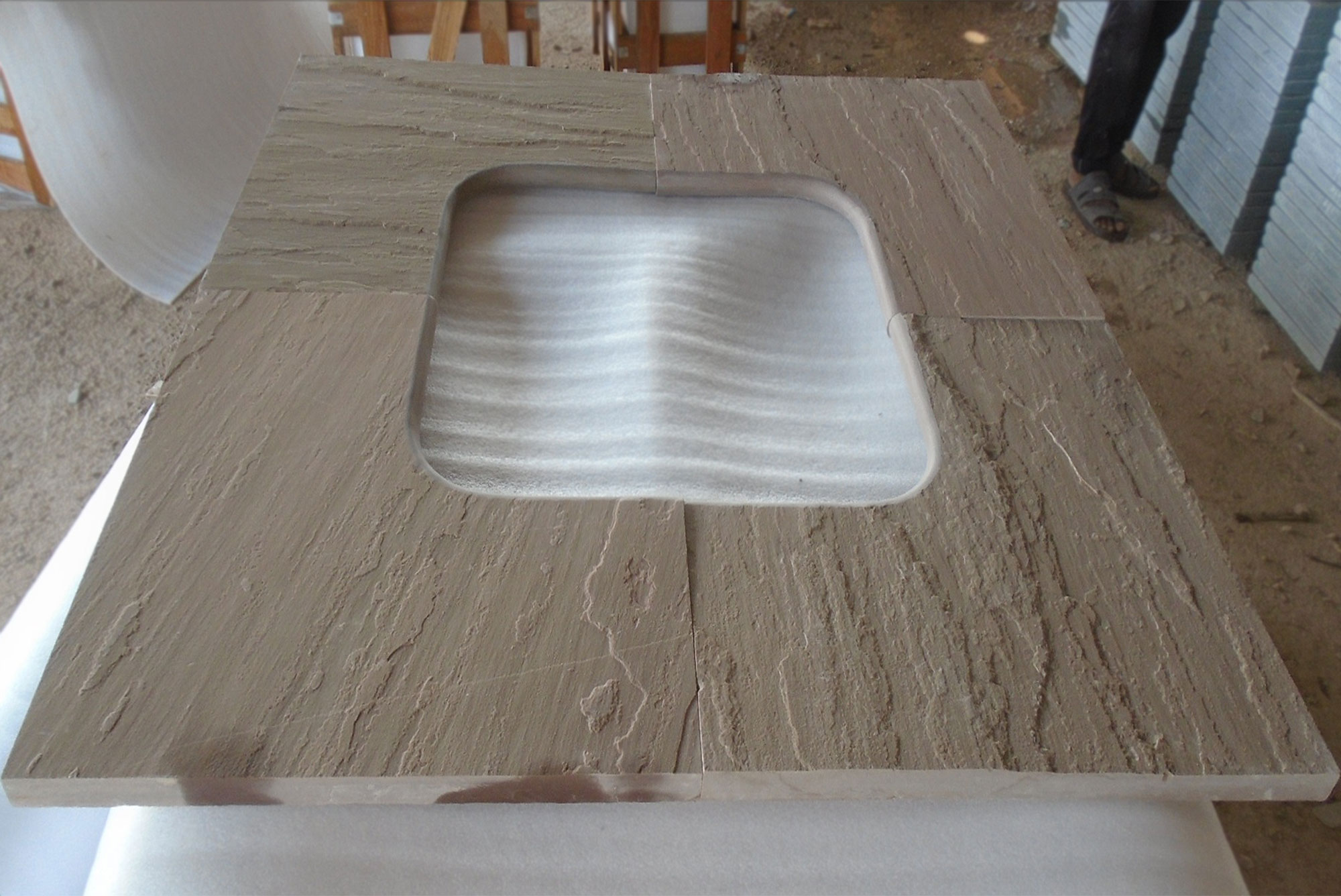 7.Autumn-Brown-pool-corner