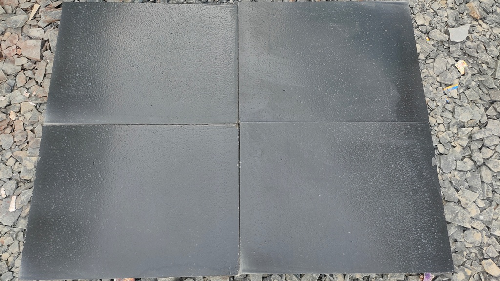 Basalt-Lapato-Top-Sawn-Edges